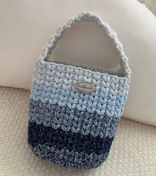 Blue_Handbag