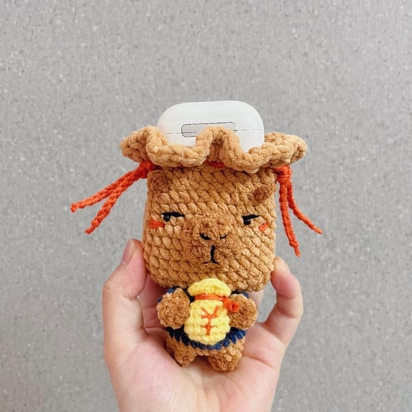 Capybara_Airpods_Case